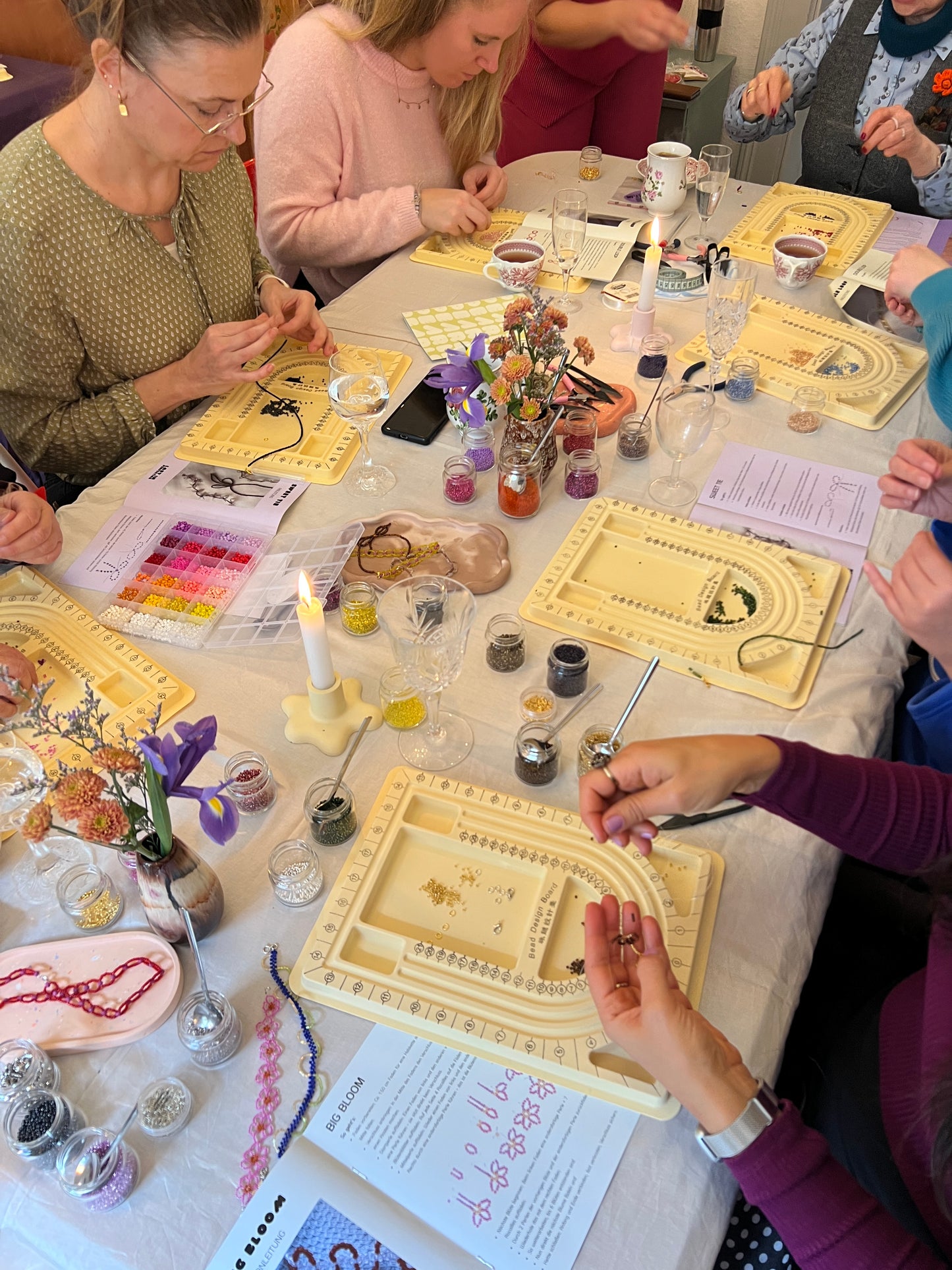 PEARLS & CAKE WORKSHOP - Perlenschmuck selber machen