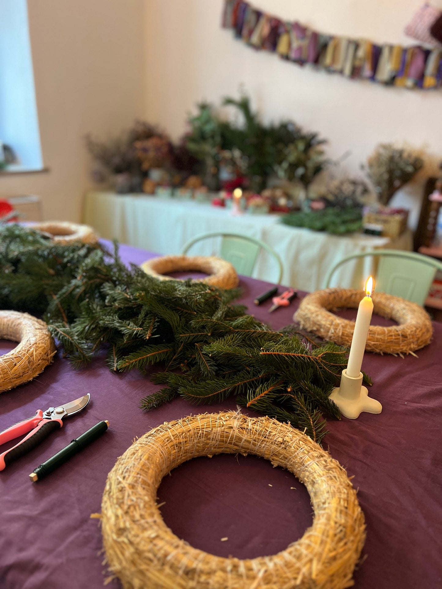 ADVENTSKRANZ BINDEN & DIP DYE KERZEN WORKSHOP