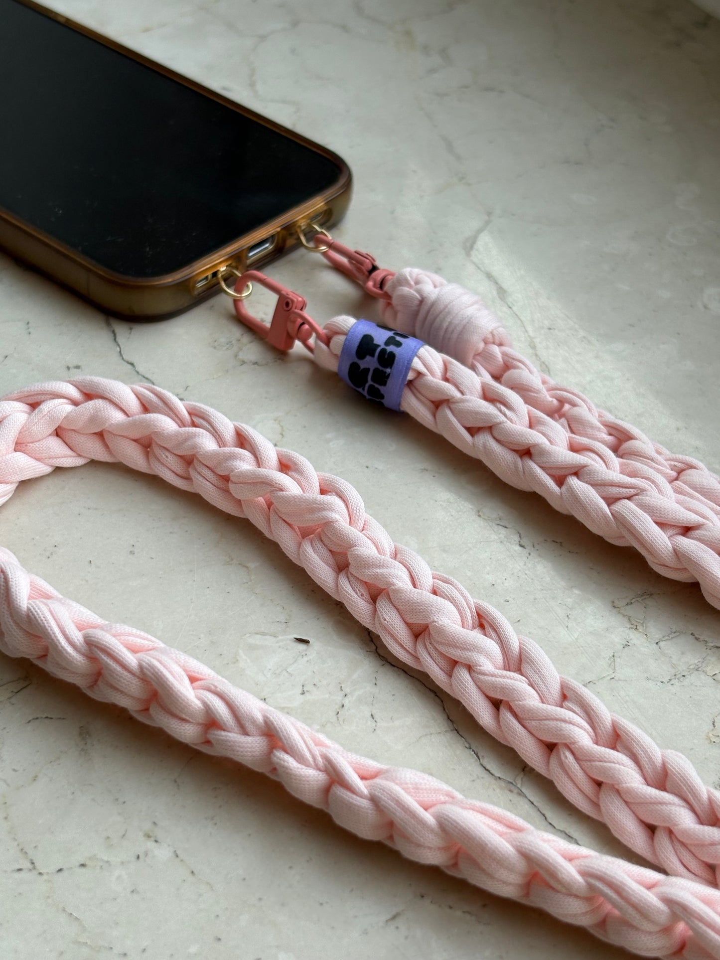 CROCHET CHARMS - Häkel deine eigene Handykette und deinen Schlüsselanhänger